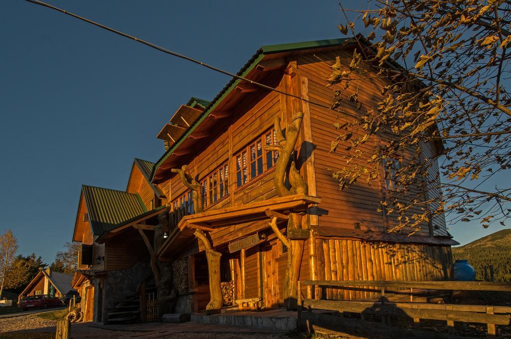 Guesthouse Planinarski Dom Neviden'O Žabljak Eksteriør bilde