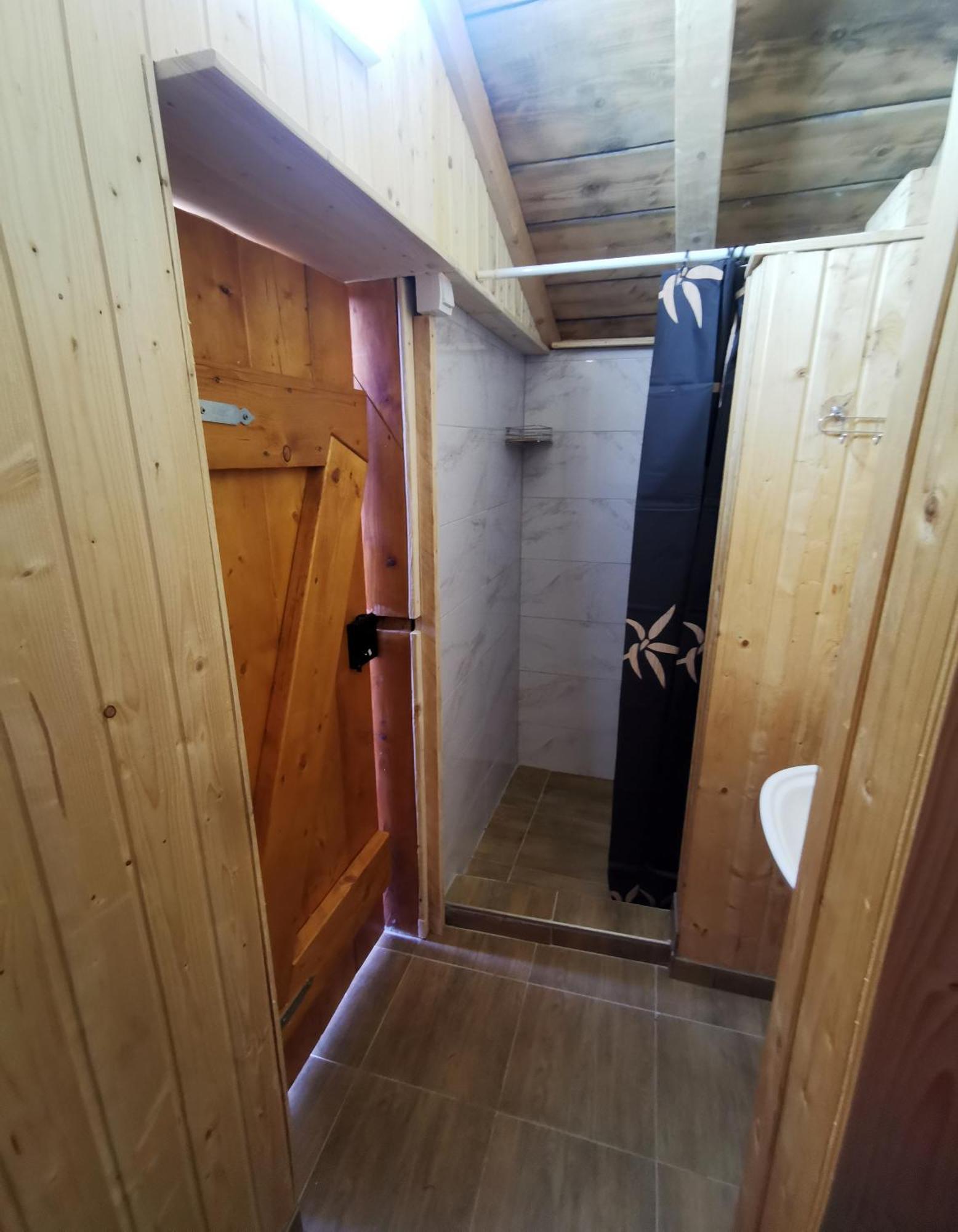 Guesthouse Planinarski Dom Neviden'O Žabljak Eksteriør bilde
